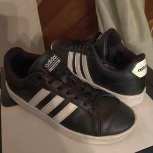 ADIDAS BLACK/WHITE "NEO" woman's size 6 (AW4288)